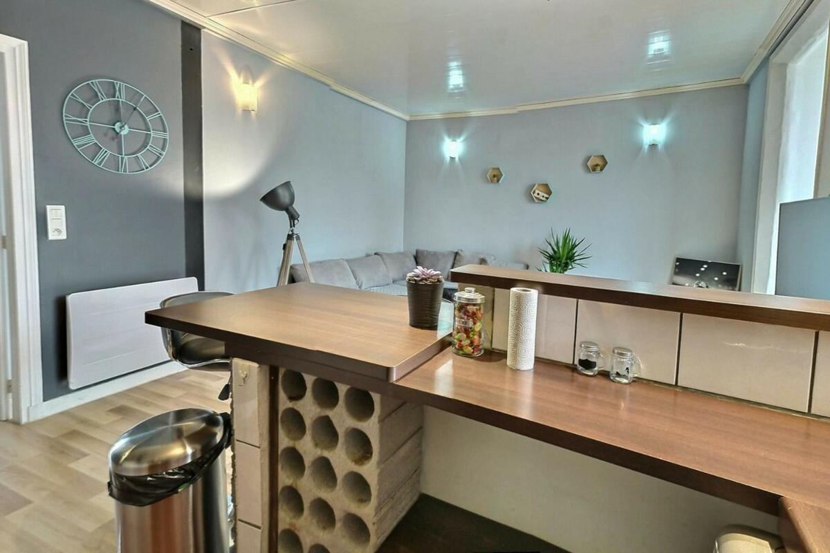 טרואה Danton | Spacieux | Wifi | Parking | Proche Centre מראה חיצוני תמונה